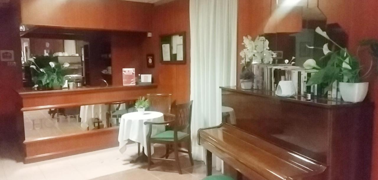 Albergo Athena Rome Bagian luar foto