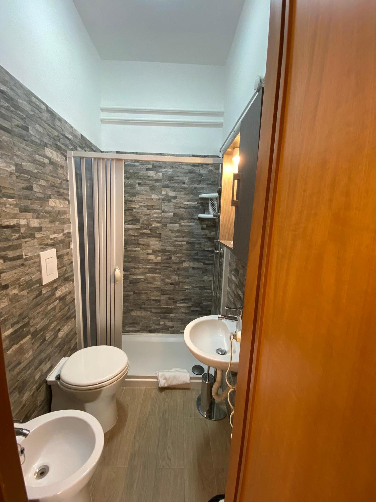 Albergo Athena Rome Bagian luar foto