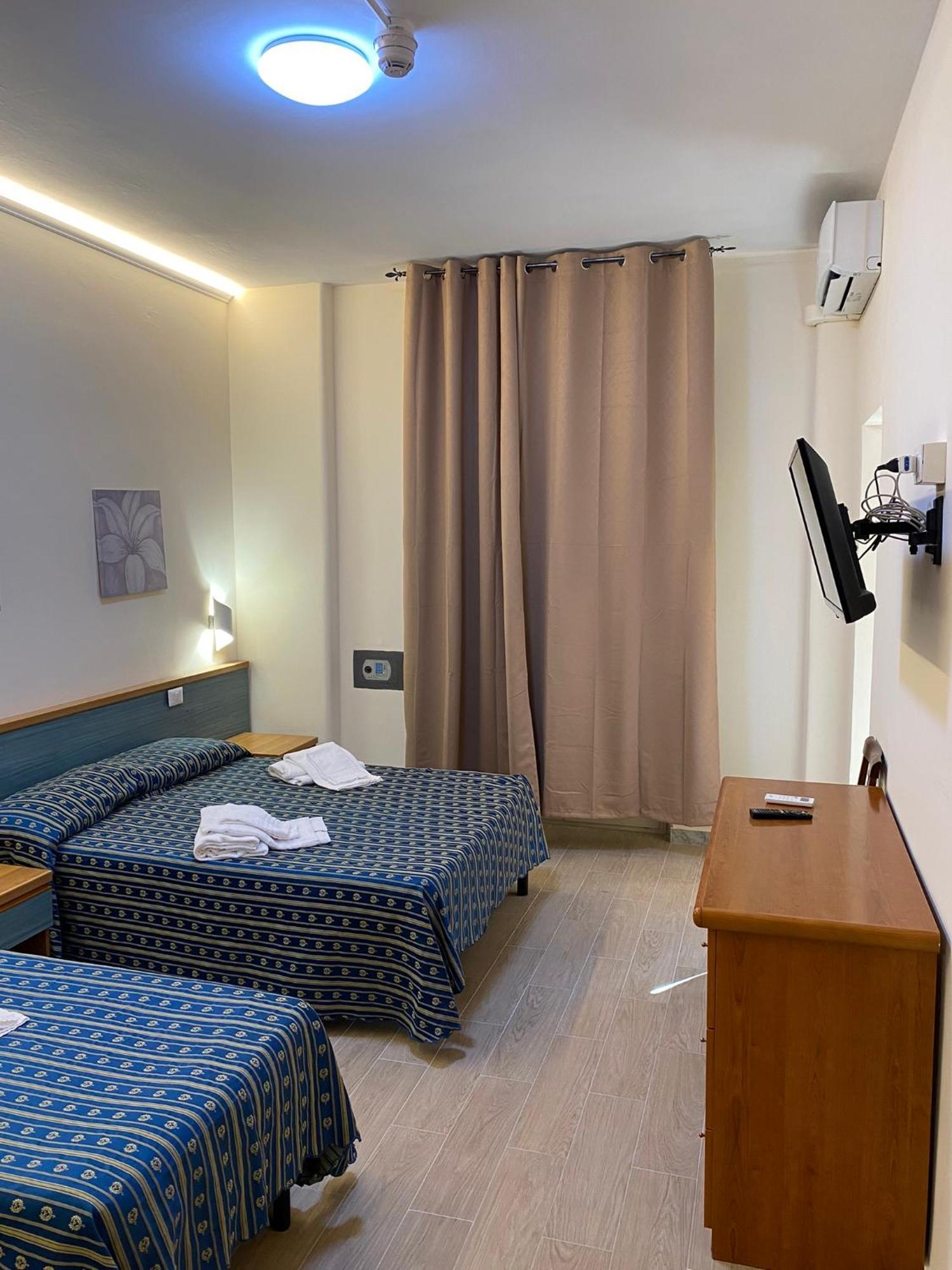 Albergo Athena Rome Bagian luar foto