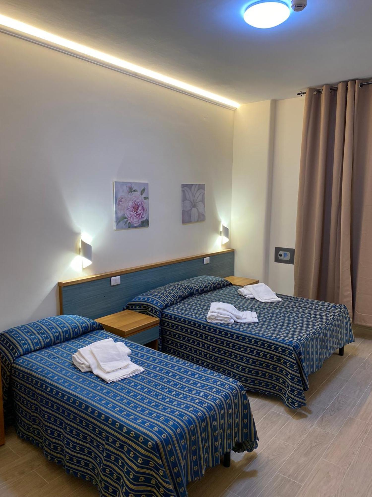 Albergo Athena Rome Bagian luar foto