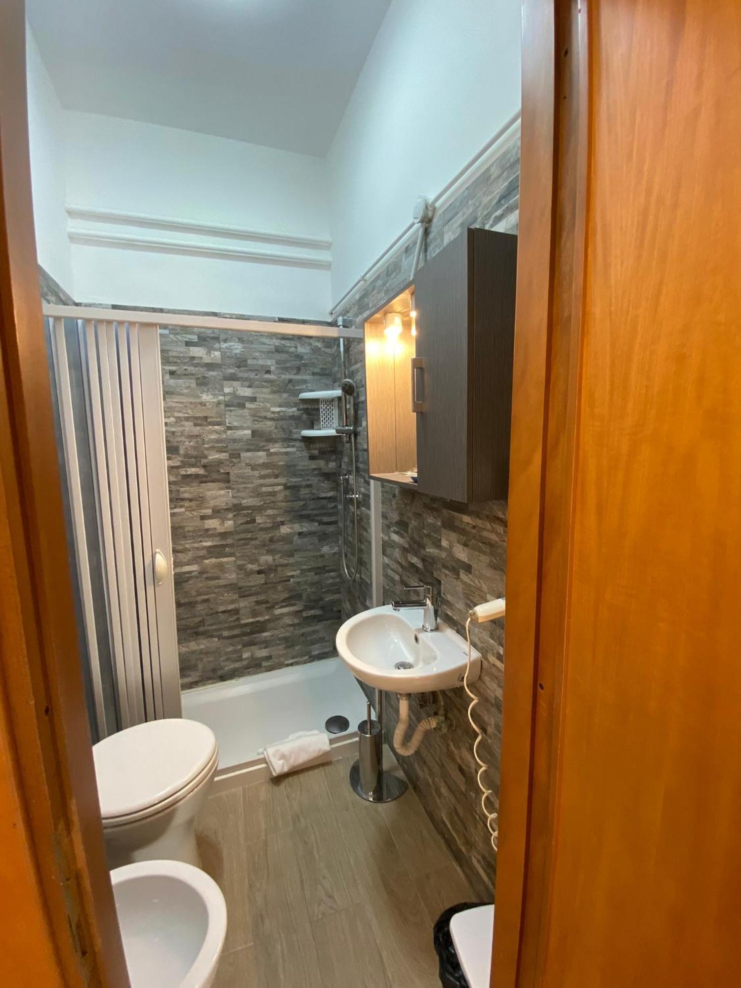 Albergo Athena Rome Bagian luar foto